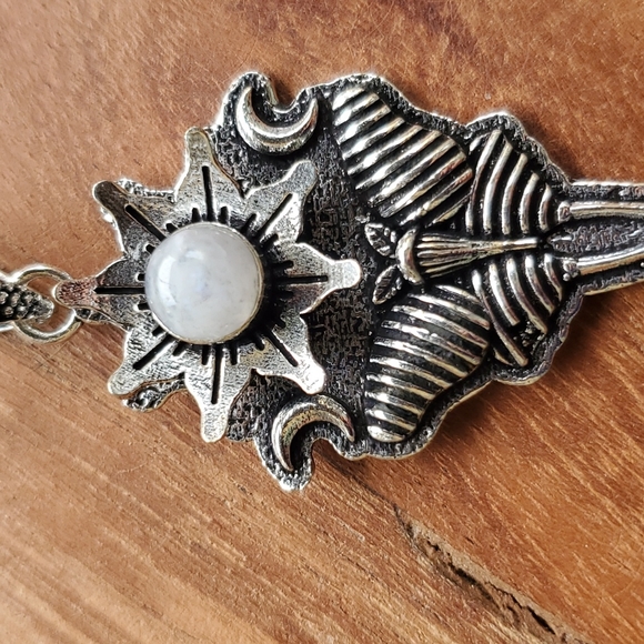 New Rainbow Moonstone 925 Silver Luna Moth Double Crescent Moon Pendant. - Picture 6 of 11